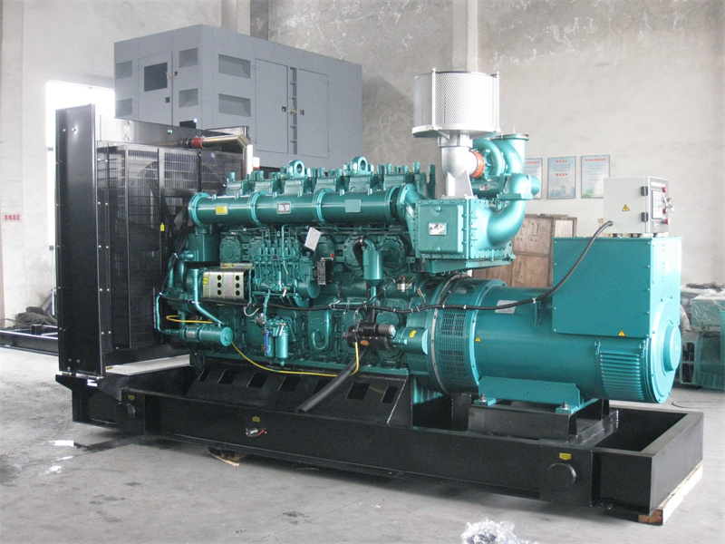 遂昌200KW 柴油发电机的油耗是多少?